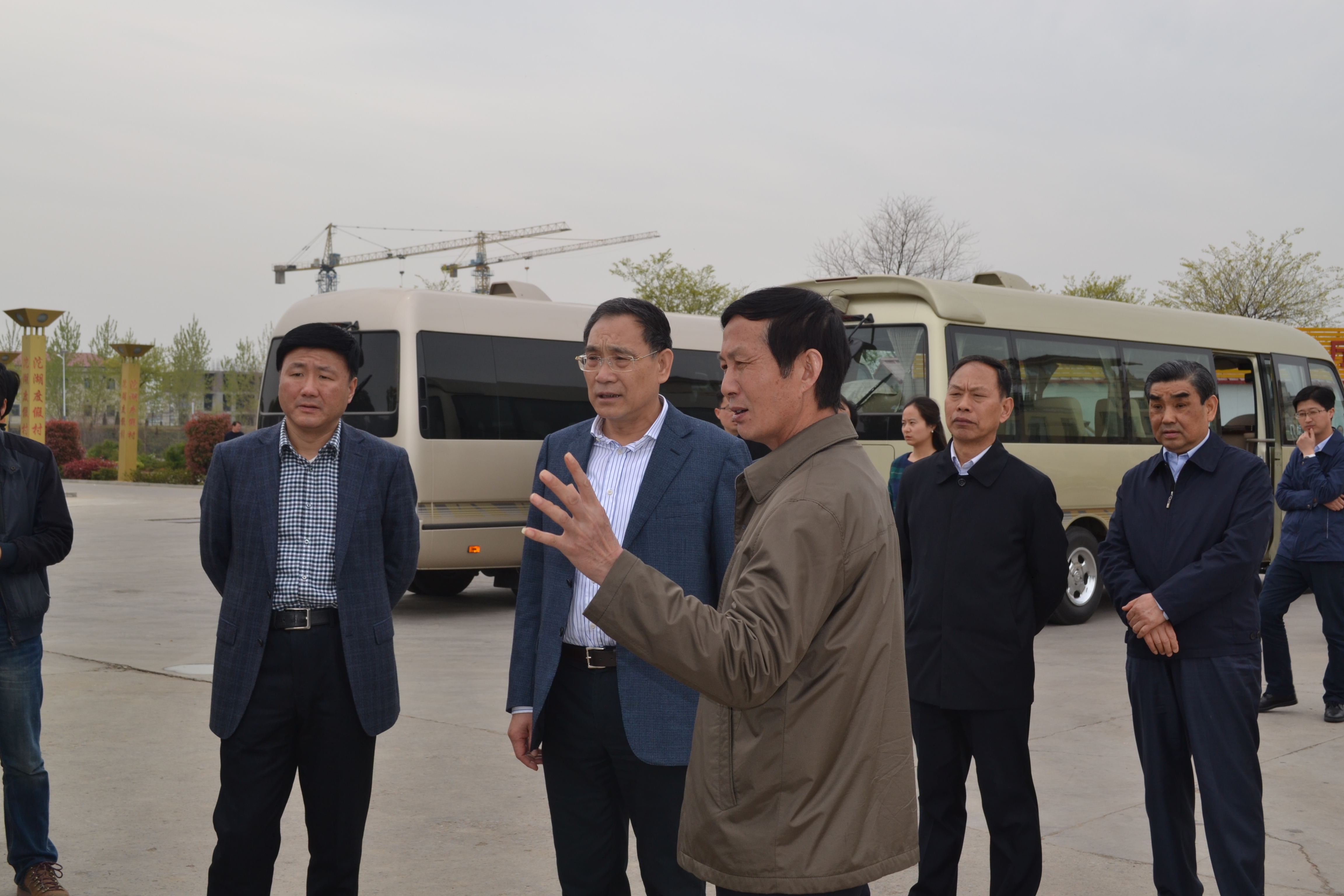 ʡ�˴�ί�ᵳ�鸱��ǡ�����������������ص��о�����ᷢչ�ͻ����˴��蹤��