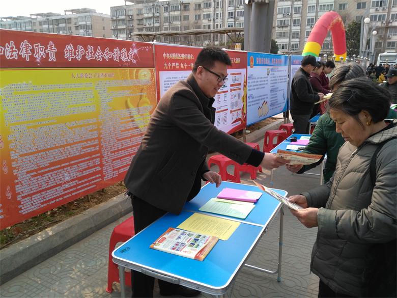 ���˴�ί�����������տ�չ�շ������